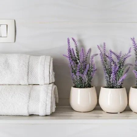 Stella Maris 2bdr, Balcony, Sea View, Garage, Bbq