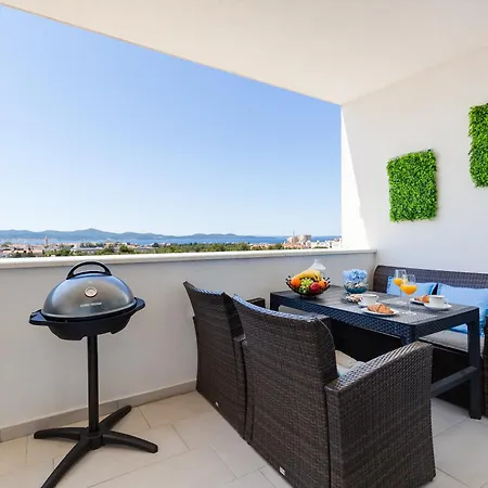 Stella Maris 2bdr, Balcony, Sea View, Garage, Bbq Apartamento Zadar