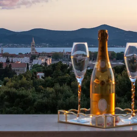 Stella Maris 2bdr, Balcony, Sea View, Garage, Bbq *