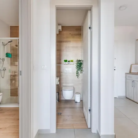 Stella Maris 2bdr, Balcony, Sea View, Garage, Bbq Zadar