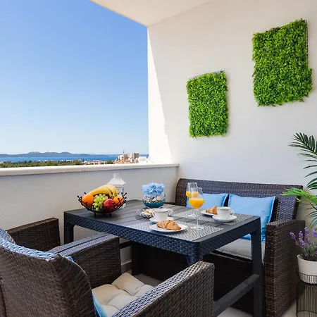 Apartamento Stella Maris 2bdr, Balcony, Sea View, Garage, Bbq Zadar
