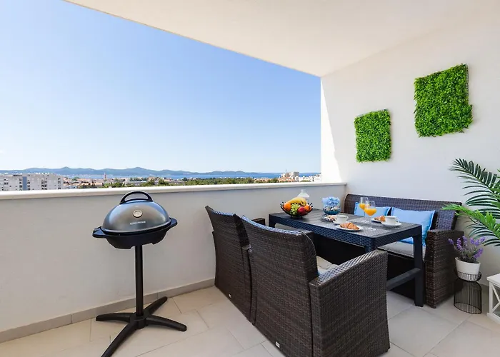 Stella Maris 2bdr, Balcony, Sea View, Garage, Bbq Apartment Zadar