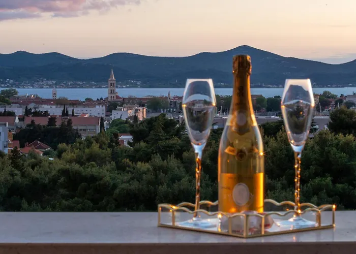 Stella Maris 2bdr, Balcony, Sea View, Garage, Bbq *