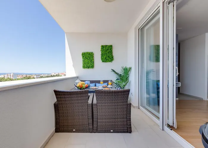 Stella Maris 2bdr, Balcony, Sea View, Garage, Bbq * Zadar