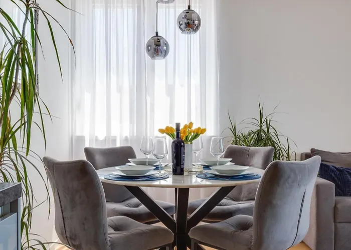 Apartment Stella Maris 2bdr, Balcony, Sea View, Garage, Bbq Zadar